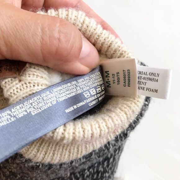 Roots kids knit cabin sock slippers GUC - small tear size 11-12 toddler - Picture 7 of 10